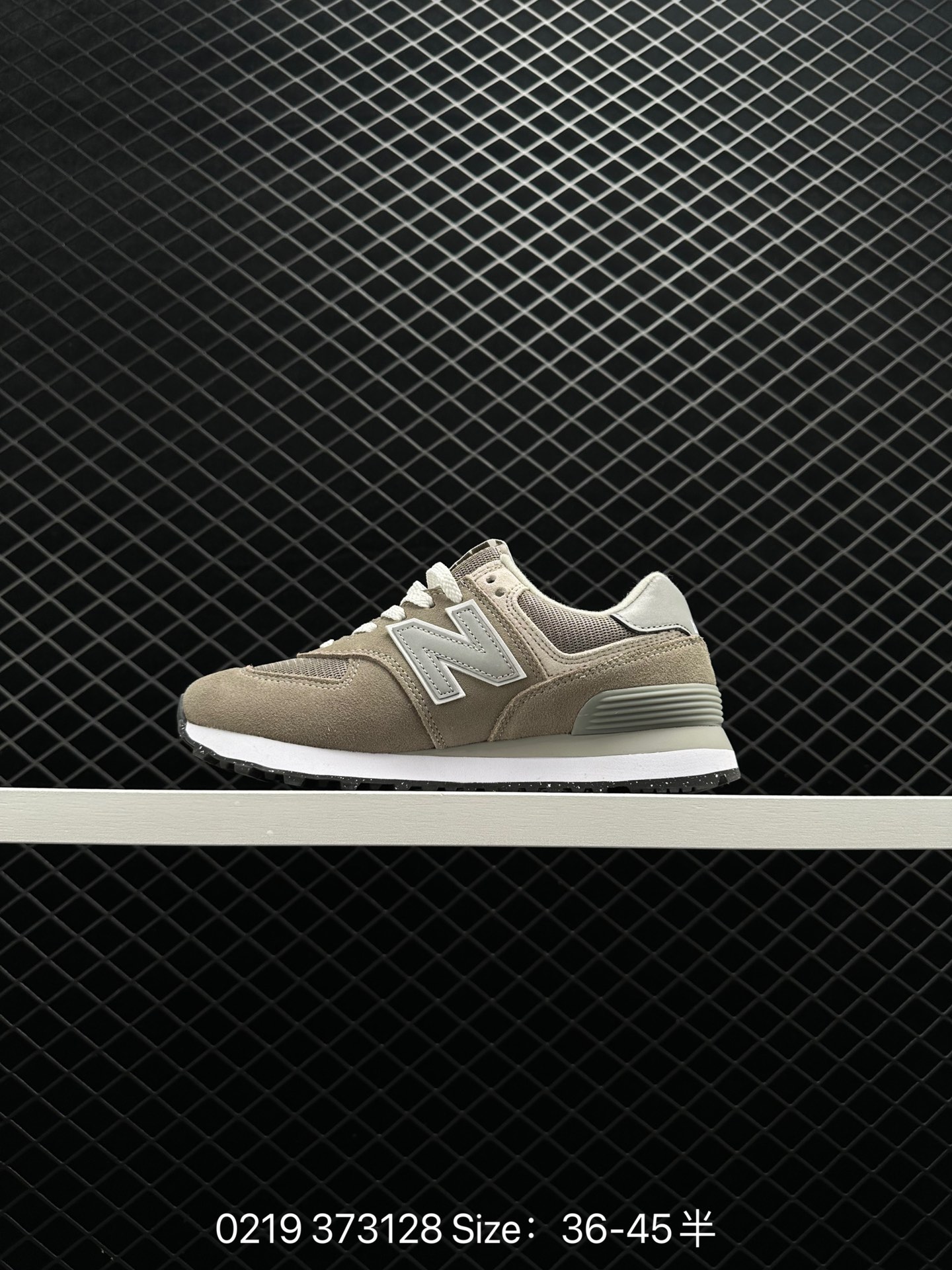 New Balance NB5740